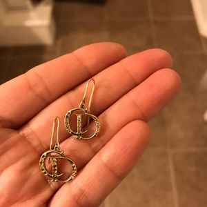 Christian Dior earrings-missing sparkles